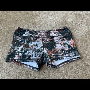 Fleo orange floral grunge shorties